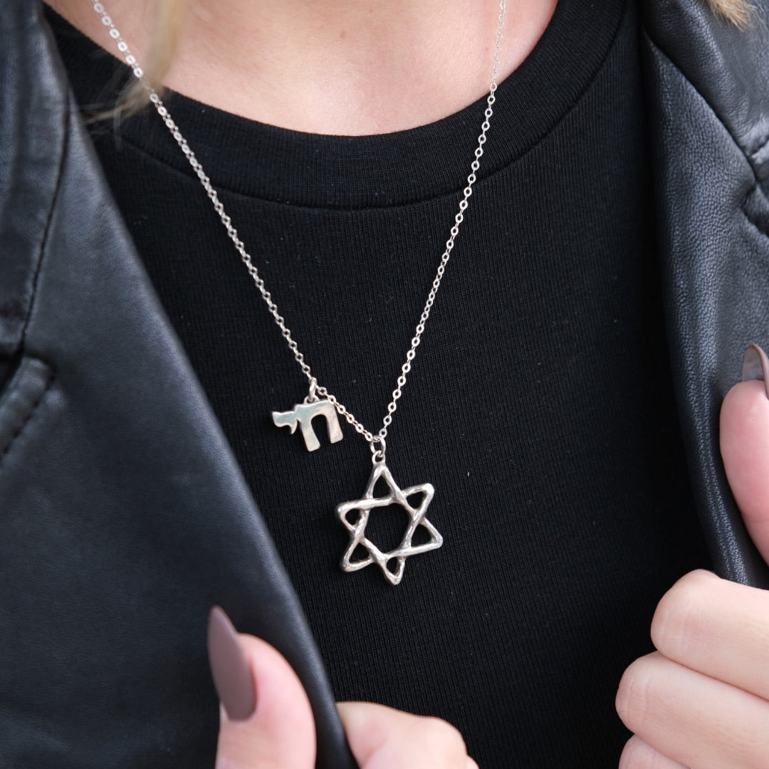 תליון חי